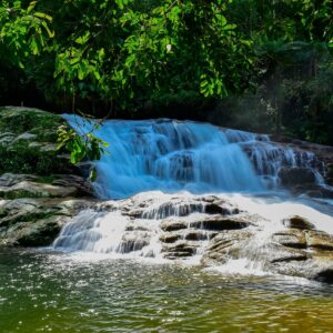 Tour Cachoeiras e Alambiques de Carro - Grupo Privado